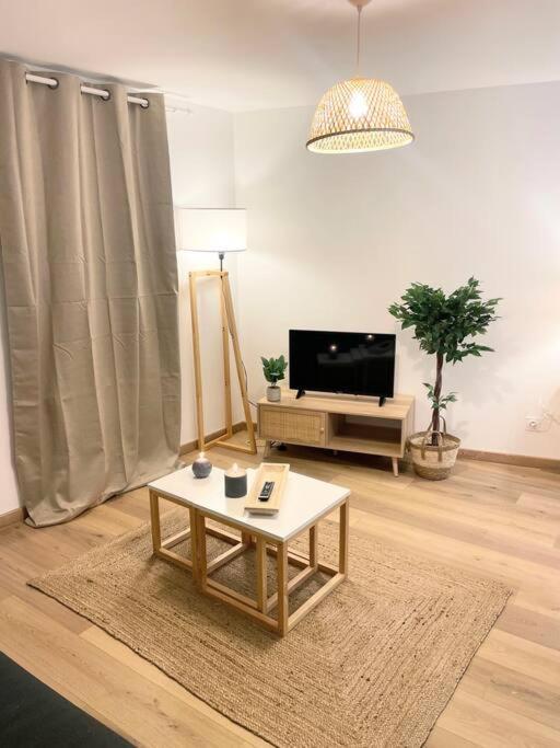 / Cocon \ Paisible Hyper Centre Rodez Apartment Ngoại thất bức ảnh